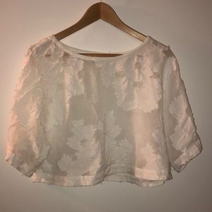 Aritzia floral white crop